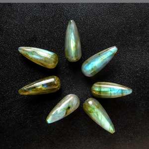 พลอยลาบราดอไรต์ทรงกลมสีรุ้งธรรมชาติ ระยิบระยับ สวยงาม สำหรับทำเครื่องประดับ พลอยแท้ - Product Image 4