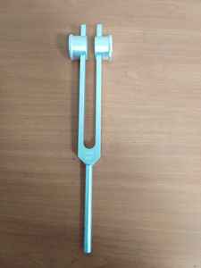 Diapason en aluminium avancé à conception pondérée simple pour la démonstration des fréquences de battement dans les écoles et les universités, personnalisable OEM - Product Image 6
