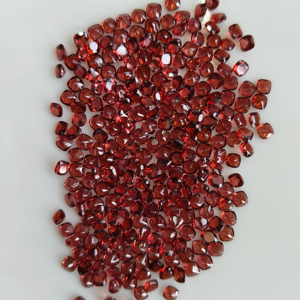 Granat rouge naturel 4 mm, taille coussin, qualité supérieure, pierre précieuse en vrac pour la fabrication de bijoux - Product Image 2