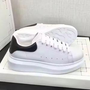 Sneakers unisexes blanches en PU avec détail talon noir, semelle extérieure en caoutchouc, semelle intermédiaire en EVA, automne/hiver, décontractées, pour la marche - Product Image 5