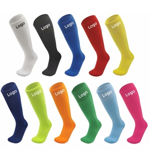 Chaussettes pour hommes 100% coton avec votre design et logos personnalisés, chaussettes de sport pour la course à pied et les événements - Product Image 6