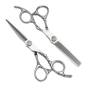 Ciseaux de Salon Professionnels en Acier Inoxydable pour Hommes et Femmes - Pliables, Légers, pour Coiffeur, Salon de Beauté, Démêlage et Coiffure - Product Image 3