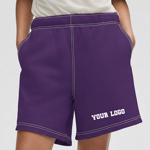 Shorts d'été pour femmes de qualité supérieure, élégants, avec surpiqûres contrastées, longueur genou, logo brodé personnalisé, sans cordon de serrage - Product Image 1