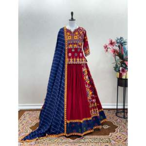 Designer Embroidered Gamthi Work Lehenga Choli <b>Performance</b> <b>Wear</b> - Product Image 3