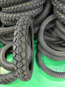 Neumático de Motocross Kuma K527 de Alta Calidad, 16 Pulgadas, Negro, Caucho Natural, Hecho en Vietnam, Modelo con 12 Meses de Garantía TT/LC, Gran Venta - Product Image 2