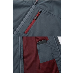 Chaqueta de Invierno Negra con Capucha para Senderismo y Escalada, Impermeable, Ligera, Cortavientos - Product Image 6