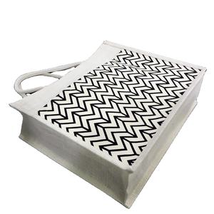 Eco-Friendly Jute Shopping <b>Tote</b> <b>Bag</b> External Geometric Soft Padded <b>Pocket</b> Handle Silk Screen Motif Printed <b>Pocket</b> Friendly - Product Image 2