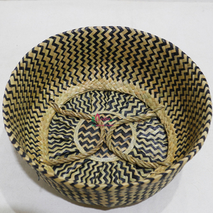 Panier de rangement pliable en feuilles de palmier naturelles, écologique et tendance, pour articles divers - Product Image 4