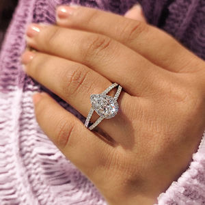 Anillo de Lujo para Mujer con Diamante Cultivado en Laboratorio Certificado por IGI, Forma de Pera, 2.00-5.00 Quilates, Engaste Catedral, Oro de 10K/14K/18K - Product Image 2