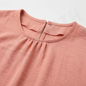 ชุดกิโมโนแบบ OEM ปี 2025 เสื้อคลุมอาบายะ ผ้าโพลีเอสเตอร์เนื้อนุ่ม ยืดหยุ่นสูง หนาขึ้น สำหรับผู้หญิงมุสลิม คอวี แขนยาว เหมาะสำหรับงานปาร์ตี้ รอมฎอน งานแต่งงาน - Product Image 4