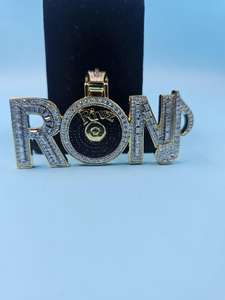 Colgante Rivz Iced Out de Plata 925 con Baño de Oro de 18K y Moissanita, Letra RON, Estilo Hip Hop, Joyería Unisex - Product Image 2