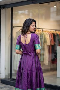 Vestidos Anarkali de Seda Morada con Borde Bordado en Verde Azulado, Ropa Tradicional India para Mujer, Largos hasta el Suelo, Corte Holgado, Atuendo Informal - Product Image 2