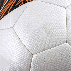 Ballon de football personnalisé avec logo imprimé, nouvelle mode, haute durabilité, haute performance, couleur personnalisée, fabrication pakistanaise. - Product Image 3