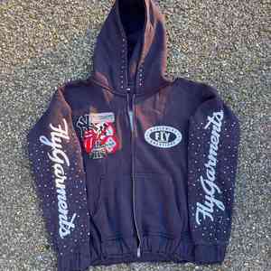 Sudadera con capucha y cremallera para hombre, con múltiples parches de pedrería, 2026, Rojo, Amarillo, Negro, Azul Marino, con texto cursivo brillante, estilo urbano, HD - Product Image 3