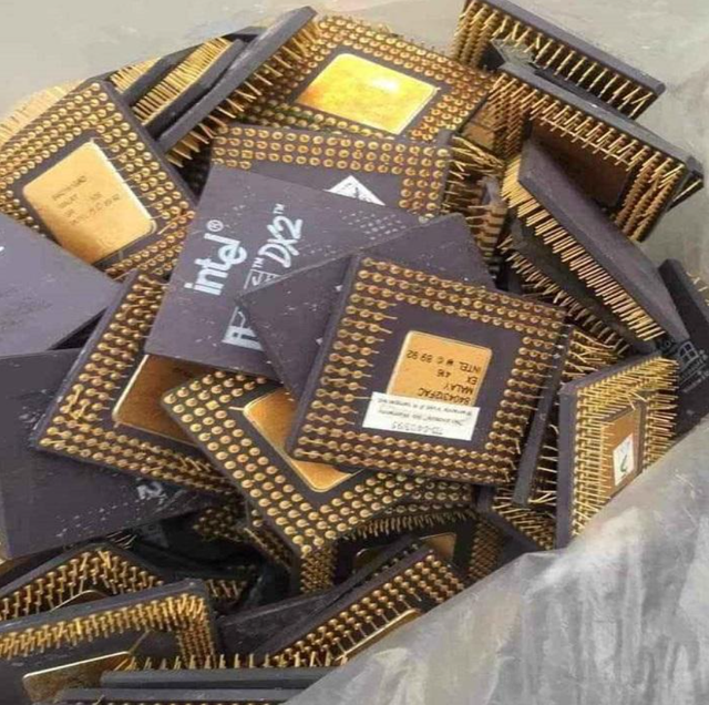 New Arrival Gold Ceramic CPU Scrap High Grade CPU Scrap, Computers CPU / Processors/ Chips Gold