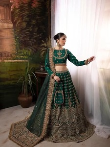 Lehenga Choli Verde Esmeralda con Bordado Dorado, Vestido de Boda Tradicional Largo Hasta el Suelo para Mujeres, Estilo India Pakistán - Product Image 1