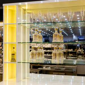 Meuble Bar Moderne pour la Maison avec Vitrine, Étagères en Verre Rétroéclairées par LED, Intérieur Miroir, Rangement à Vin, Comptoir, Meuble Design - Product Image 2