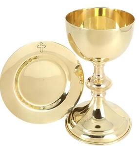 Calice religieux moderne en laiton avec finition polie brillante, forme ronde, nouveau design, qualité authentique, décoratif pour église et mariage - Product Image 3