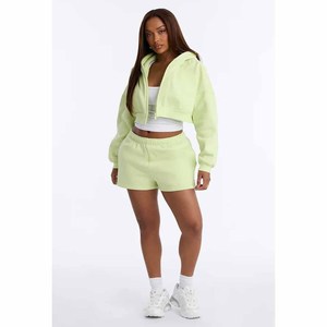 Ensemble 2 pièces short et haut court zippé à capuche vert clair pour femme, coupe ample, décontracté, printemps-été - Product Image 1