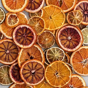 Tranches d'orange déshydratées premium, oranges séchées naturelles pour la décoration de couronnes de Noël - Product Image 6