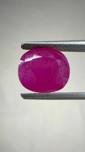 Pierre précieuse naturelle de rubis ovale de 5,20 carats, couleur rose-rouge vif, pour bague de luxe, pendentif et bijoux fins sur mesure - Product Image 2