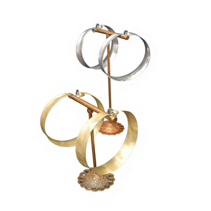 Pendientes de Aro Minimalistas Bohemios de Aleación Plateada al por Mayor, Joyería Ligera para Aniversario, Precio de Fábrica India - Product Image 1