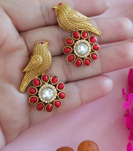 Elegantes Pendientes de Moissanita de Primera Calidad en Latón Chapado en Oro para Mujer, Ideales para Fiestas Nocturnas - Product Image 5