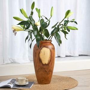 Vase à fleurs en bois massif fait main, idéal pour la décoration intérieure rustique, ajoutant une beauté visuelle organique. - Product Image 2