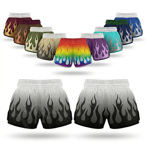 Vêtements de Muay Thai, design personnalisé, shorts de kick-boxing, vêtements de combat d'arts martiaux sur mesure, shorts de sport par sublimation - Product Image 1