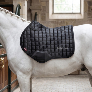 Almohadilla de Silla de Montar Cuadrada Clásica para Caballo, con Logotipo Personalizado, Transpirable, Equipo Ecuestre de Alta Calidad, Tejidos Acolchados - Product Image 2