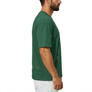 เสื้อยืดผู้ชายสีเขียวทรงพอดีตัว คอปก ผ้าฝ้ายพรีเมียม สไตล์ล่าสุด เรียบง่าย สตรีทแวร์ลำลอง ใส่ได้ทุกวัน เหมาะกับหน้าร้อน - Product Image 3