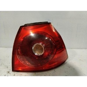 Feu arrière droit d'occasion pour Golf 1K6945096AA - Product Image 1
