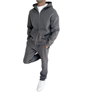 Conjunto Deportivo Personalizado de Alta Calidad, Traje de Chándal de Algodón con Diseño en Relieve y Cierre de Cremallera - Product Image 1