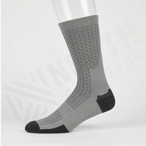 Crew <b>Socks</b> Geometric Pattern Gray Breathable Running <b>Socks</b> for Adults Spring Season Standard Thickness Knitted <b>Polyester</b> Spandex - Product Image 3