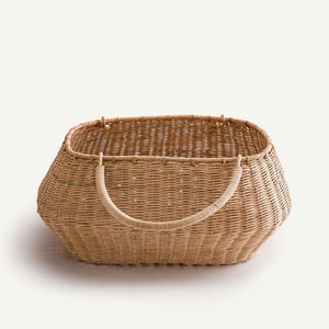 Cesta de picnic de ratán tejida a mano, elegante, con asa, cesta de almacenamiento para comer al aire libre, transportar alimentos y decoración del hogar. - Product Image 3