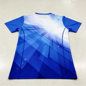 T-shirt de sport personnalisé pour homme, respirant, infroissable, impression par sublimation, vente en gros, polyester - Product Image 5