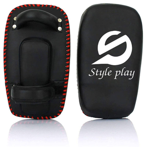 Protège-tibias en cuir à prix raisonnable pour la boxe - Léger, sangle de poignet réglable, évacuation de l'humidité - Product Image 1