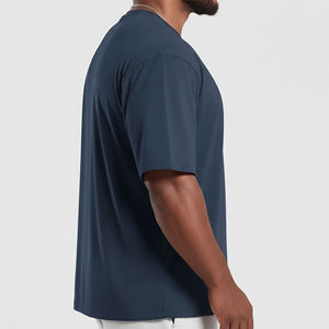 T-shirt Homme Bleu Marine Tendance à Manches Courtes Col Rond Coupe Classique Couleur Unie Respirant Tricoté Décontracté avec Logo Imprimé sur le Devant - Product Image 2