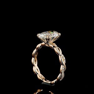 Anillo Romántico de Oro 10K/14K/18K con Diamante Cultivado en Laboratorio de Corte Ovalado de 3 Quilates Certificado por IGI, Elegante Anillo de Compromiso con Pavé Infinito Trenzado - Product Image 2
