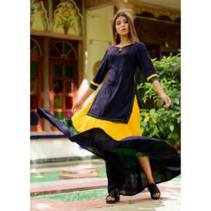 ชุดเดรสกระโปรงทรงเอลายทางหลากสีสวยงาม - Product Image 4