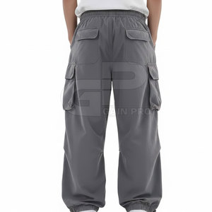 Pantalon cargo pour homme d'inspiration utilitaire, style streetwear, design de poches élégant, coupe confortable, idéal pour les voyages et les tenues décontractées - Product Image 2
