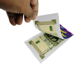 Almohadilla Mágica para Hacer Desaparecer y Aparecer Dinero al Instante, Ideal para Niños de 5 Años en Adelante, Paquete Multicolor de 2 Unidades - Product Image 1