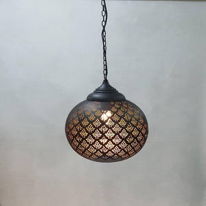 Lámpara Colgante Redonda de Metal con Acabado Negro a Precio Razonable, Lámpara de Techo para Hogar y Cocina, Lámpara Colgante de Pared - Product Image 1