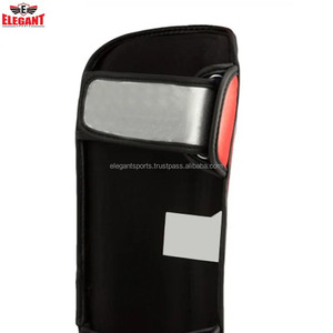 Protège-tibia de sport élégant avec logo personnalisé MUAY THAI MMA Protège-tibias en cuir PU et EVA pour la boxe Protège-tibia - Product Image 4
