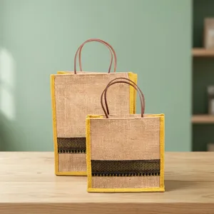 กระเป๋าช้อปปิ้งผ้ากระสอบขายดีอันดับต้นๆ ขนาด 14x12x5 นิ้ว ทนทาน ใช้ซ้ำได้ พร้อมหูหิ้วแข็งแรง สำหรับร้านขายของชำและร้านค้าปลีก - Product Image 4