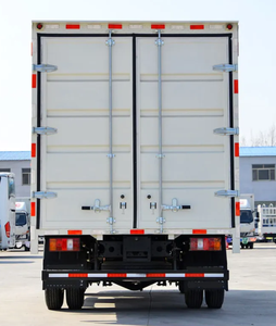 Camiones Ligeros Usados de Alta Calidad Sinotruk Howo 3t 5t, Volante a la Izquierda/Derecha, 4x2, Recién Llegados, Autos Limpios en Venta - Product Image 5