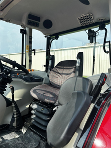 Tractor Agrícola LX2610 4x4 Diésel con Motor de 21HP y Cargador Frontal para Trabajos en Campo y Jardín - Product Image 6