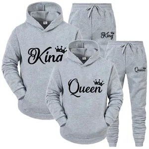 ชุดฮู้ดดี้พิมพ์ลาย KING & QUEEN สำหรับผู้ใหญ่ แฟชั่นฤดูใบไม้ร่วงฤดูหนาว ชุดคู่รัก เสื้อฮู้ดดี้ + กางเกงขายาว ชุด 2 ชิ้น ผลิตจากโพลีเอสเตอร์ 100% - Product Image 6