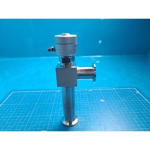 Válvula de Diafragma de Alta Pureza FUJIKIN 316L TIPO N.C 500785, Usada como Pieza de Repuesto para Equipos de Semiconductores Legacy - Product Image 1