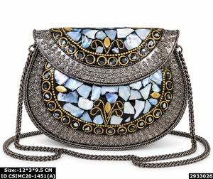 Bolso de Mano Étnico Hecho a Mano con Mosaico, Adorno de Botones, Forro de Satén y Correa de Cadena Metálica - Product Image 2